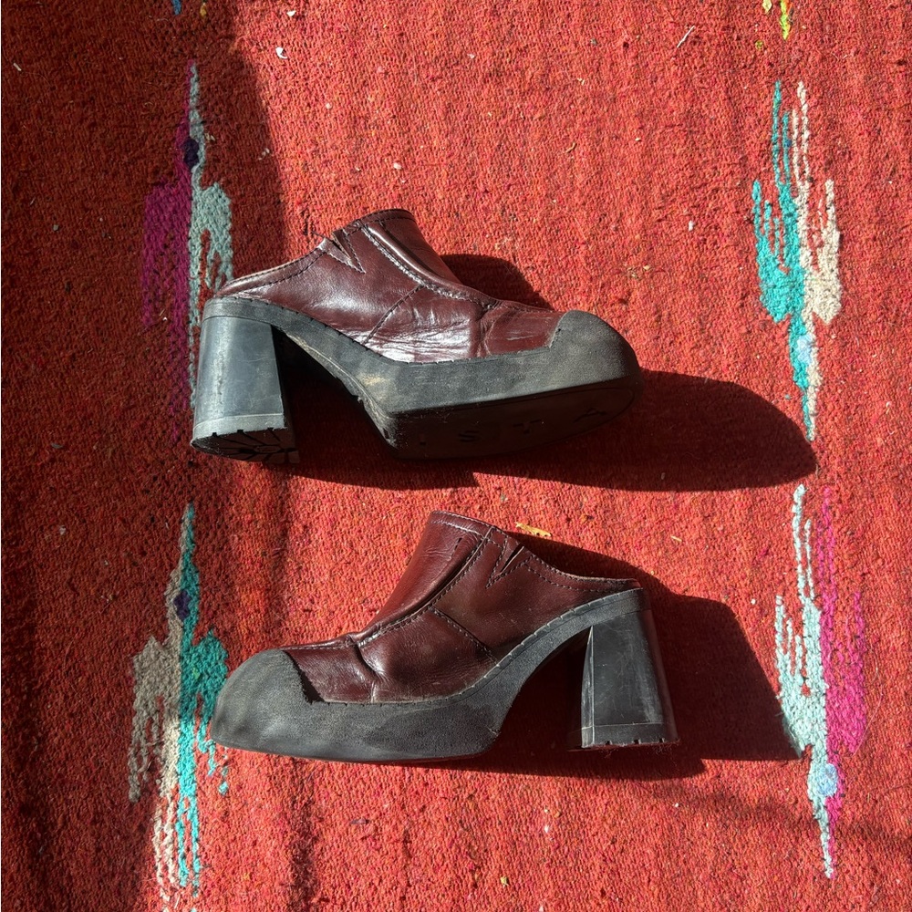 Miista Maren Brown Mules  US8.5 - EUR39 / Brown / E8